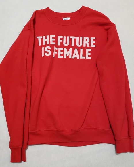 Gildan Sweaters - GILDAN Red Crew Neck Sweater Size S